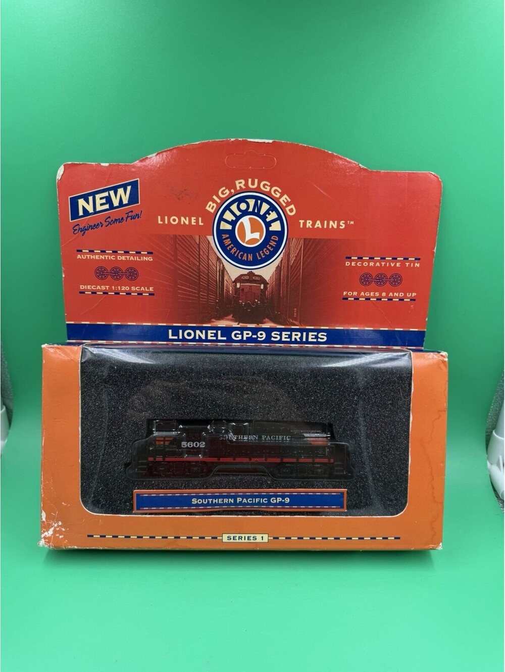 Vintage NOS Lionel Big Rugged Trains Classic Series Southern Pacific GP-9 1:120
